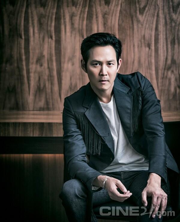 [4월 둘째주 충무로통신] 이정재 김우빈 염정아 김의성, 최동훈 감독 신작 <도청> 출연 외