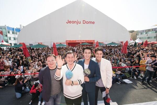<아수라> 정우성, 정만식, 김성수 감독이 전주에서 다시 뭉친 현장 생생 후기