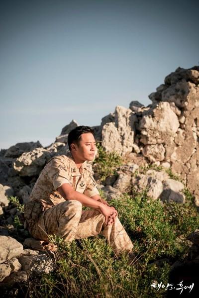 <태양의 후예>로만 알고 있다면! 진구의 숨겨진 모습들