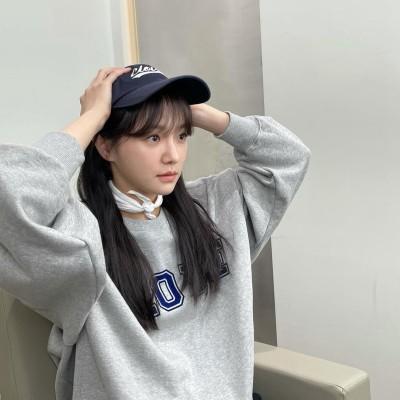 단발병 유발하더니 돌연(!) 장발로 돌아온 이 배우 