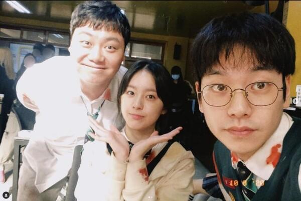 전세계 흔든 <지금 우리 학교는> 효산고 2학년 5반 친구들의 일상 모습