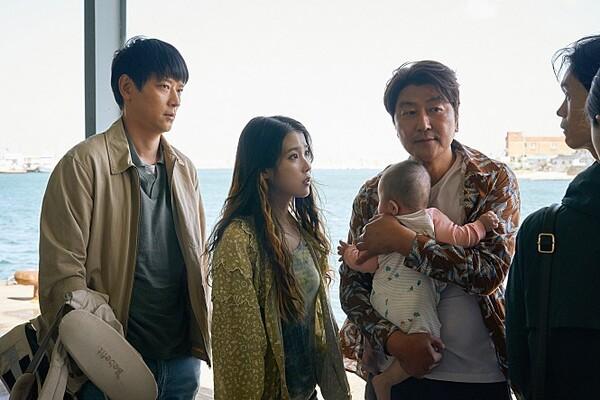 감동과 실망을 두루 안긴 <브로커>, "아이를 위해 뭐든 할 때만 엄마인가?"