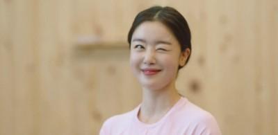 '블랙핑크' 제니가 HBO에? 배우로 성공한 아이돌 모음.zip