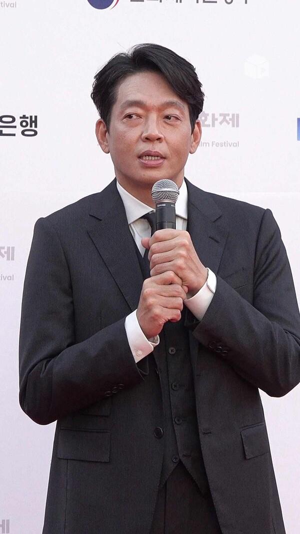 배역이랑 완전 다른 박지환 배우 실제 목소리