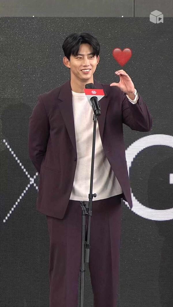 잠시도 가만히 있지 못하는 옥캣 잔망 모먼트 [한산: 용의 출현] | BIFF 2022