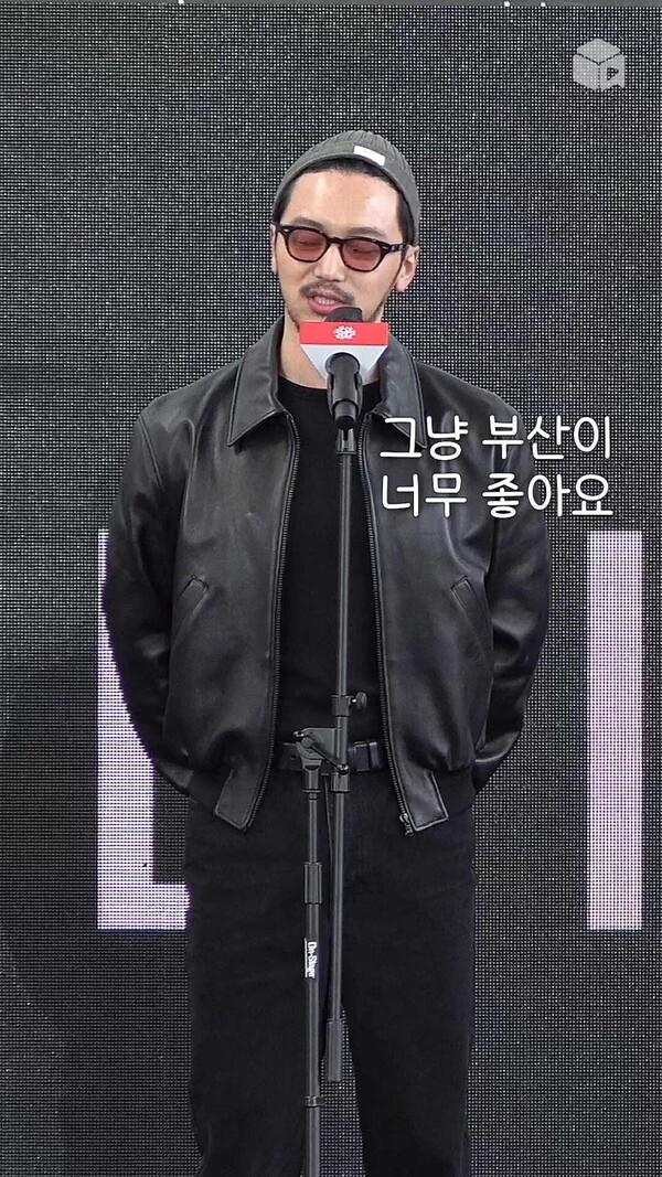 요한 씨는 부산에 취하셨죠? 전 변요한 당신에게 취한다고요 [한산: 용의 출현] | BIFF 2022