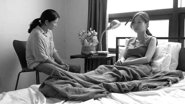 [인터뷰] <우리와 상관없이> 유형준 감독, <구름에 대하여> 마리아 아파리시오 감독