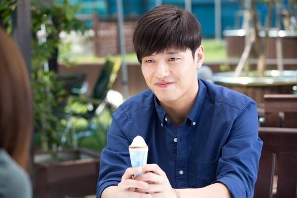 ‘멋진 선배’ ‘에이스 신입’에 이어 인간적이고 코믹한 모습까지 강하늘의 영화