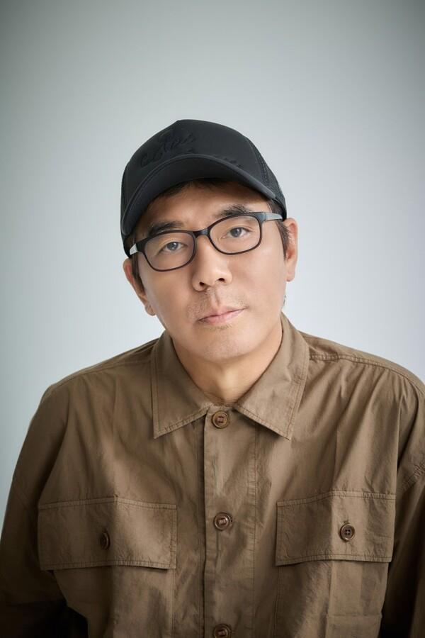 [인터뷰] <거미집> 김지운 감독 “감독, 시한폭탄을 들고 있는 것 같은 존재”