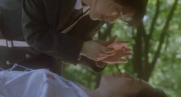 생존자의 윤리, 애도의 시간, <너와 나>와 <바람의 목소리>