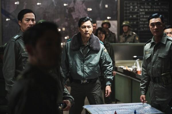 10.26과 12.12. 1979년의 서울을 그리는 판이한 시선들