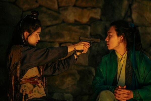 〈외계+인 2부〉
