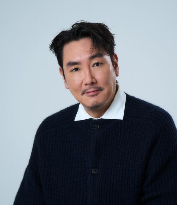 [인터뷰] “설 연휴 매운 떡볶이 같은 영화 보시고 다음 날 화장실 가주시라” 〈데드맨〉조진웅