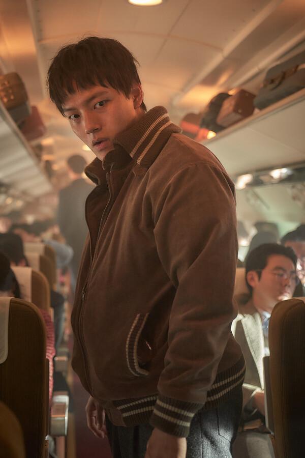 〈하이재킹〉