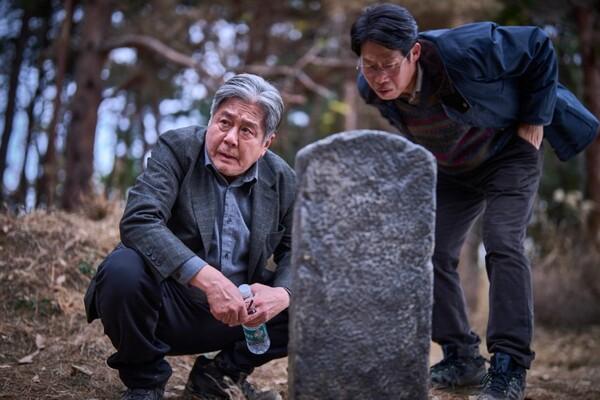OTT에서 겁나 험한 것 발견! 〈파묘〉 외 7월 둘째 주 OTT 신작 (7/11~7/17)