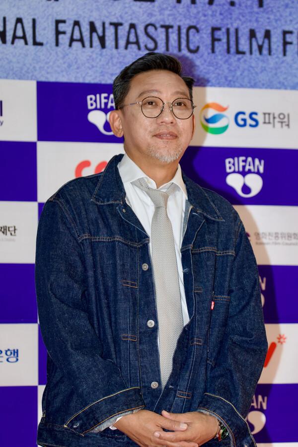 폐막작 〈구룡성채: 무법지대〉 정 바오루이 감독 (사진 = 씨네플레이 양시모)