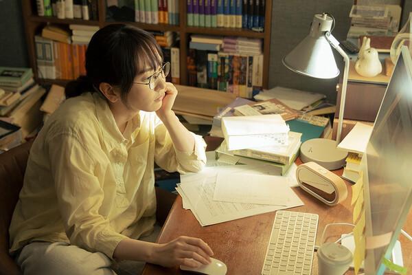 배우 아라가키 유이