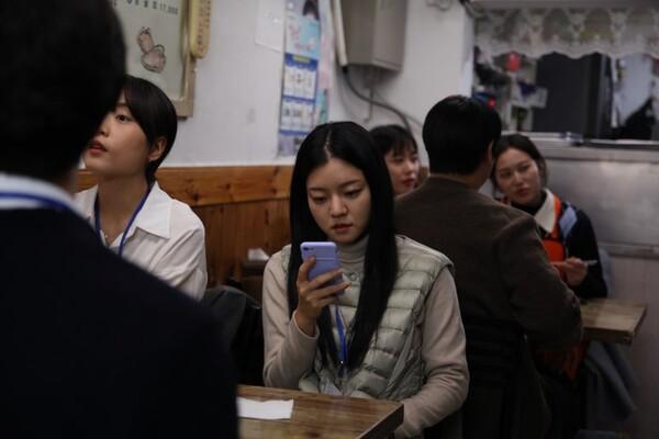 〈한국이 싫어서〉