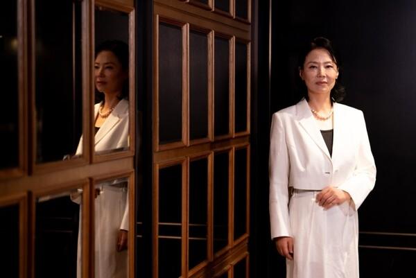 [인터뷰] 〈딸에 대하여〉 오민애 “용기 내서 씩씩하게 한번 살아보자 말하고 싶다”