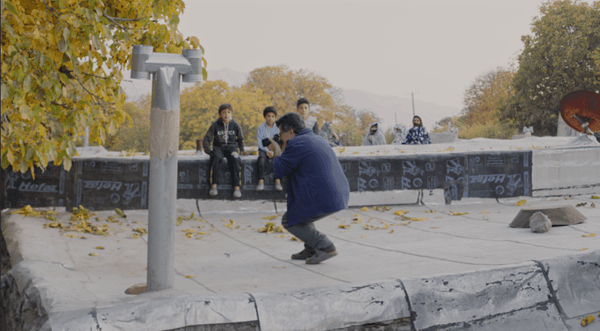 〈노 베어스〉