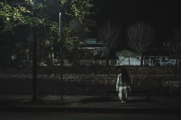〈조명가게〉