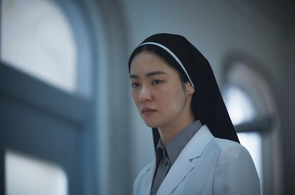 〈검은 수녀들〉 