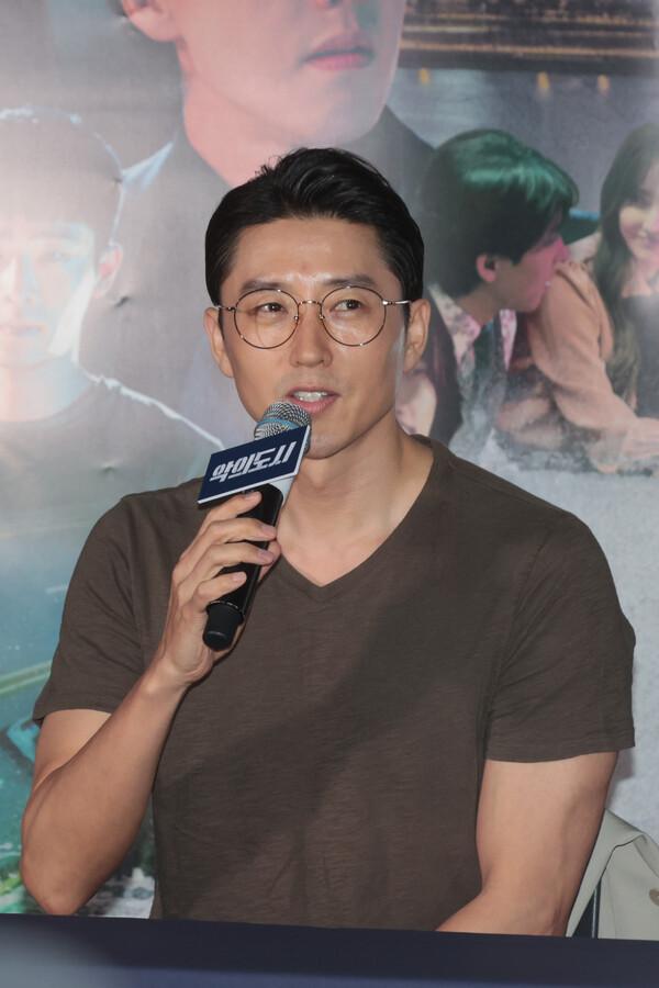 (Seoul=Yonhap News) Phóng viên Ryu Hyo-rim = Diễn viên kiêm đạo diễn Hyun Woo-sung